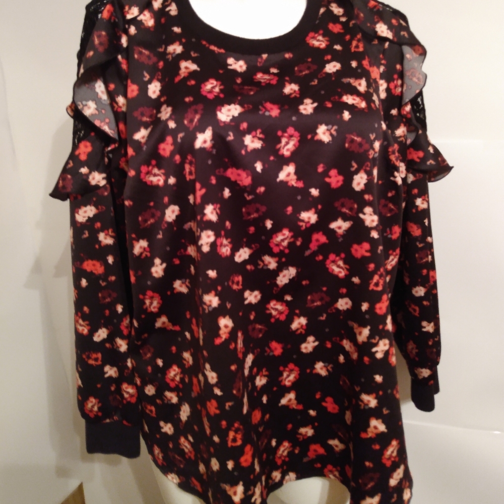 Lane Bryant floral top